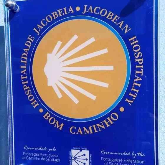 هاستل Alvorada Medieval, Al