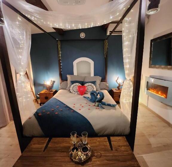 Bed and Breakfast A L Orée Des Pins   Gite Et Spa De 30 M2  Home Cinéma Et Massage En Sup