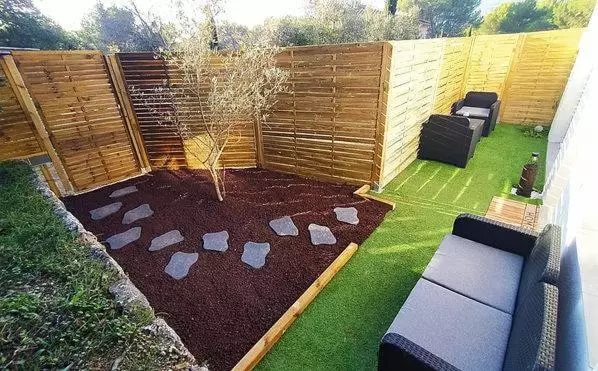 Aamiaismajoitus (B&B) A L Orée Des Pins   Gite Et Spa De 30 M2  Home Cinéma Et Massage En Sup