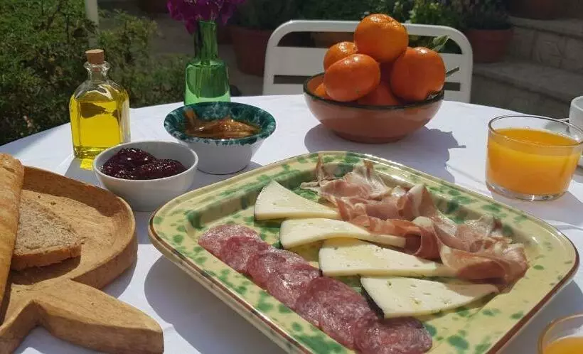 ベッドアンドブレックファースト Casa Rural Los Danzantes