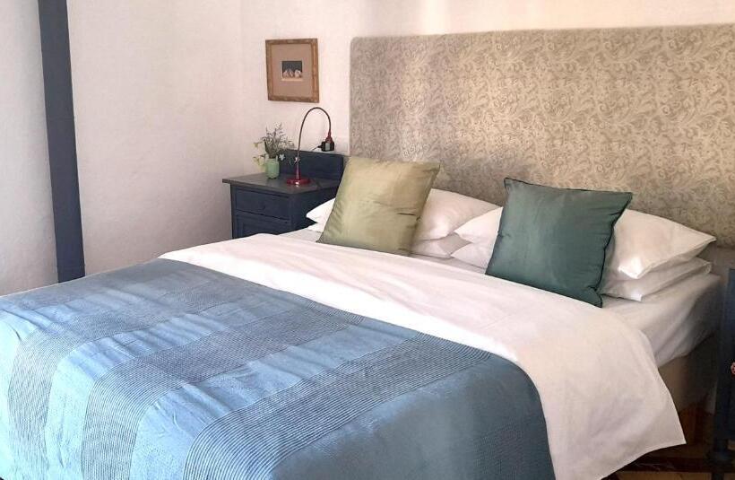 ベッドアンドブレックファースト Casa Rural Los Danzantes