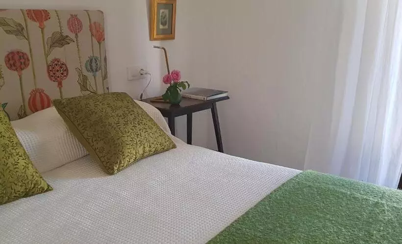 ベッドアンドブレックファースト Casa Rural Los Danzantes