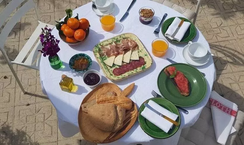 ベッドアンドブレックファースト Casa Rural Los Danzantes