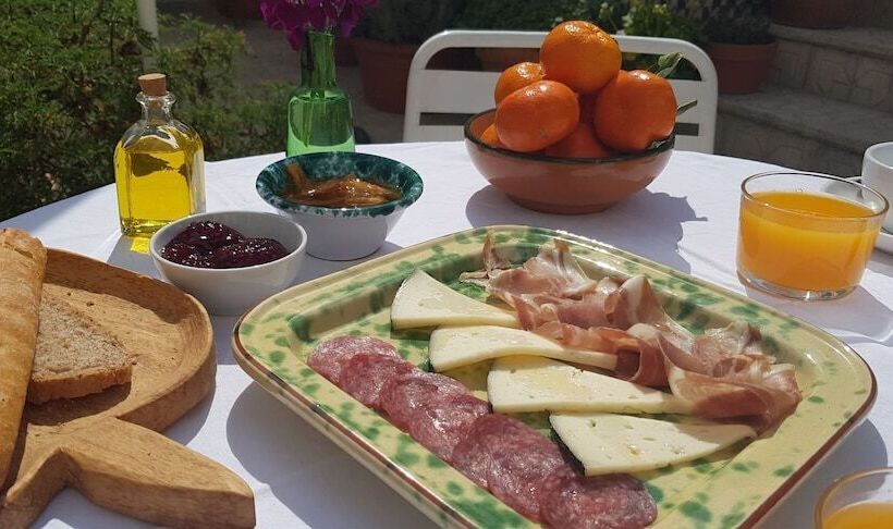 ベッドアンドブレックファースト Casa Rural Los Danzantes