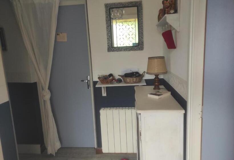 مبيت وإفطار Chambre Spatieuse Avec Grand Lit