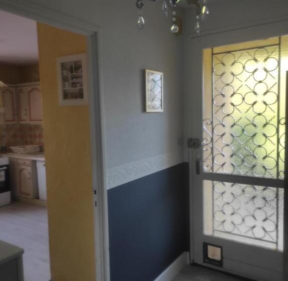 مبيت وإفطار Chambre Spatieuse Avec Grand Lit