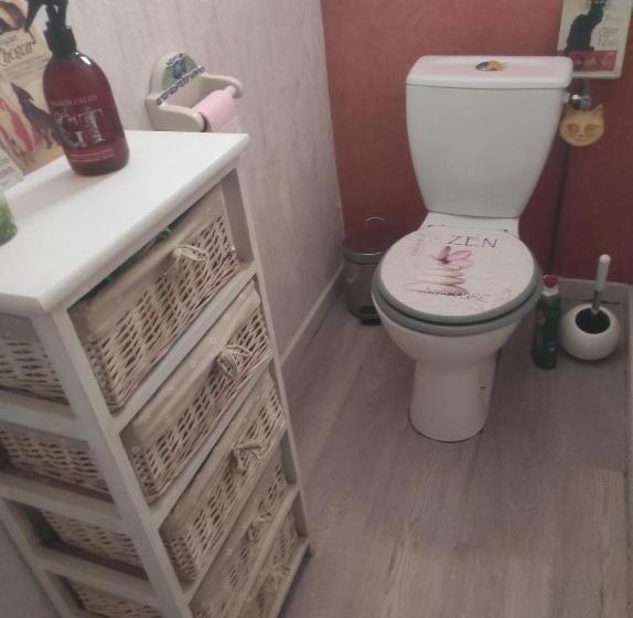 مبيت وإفطار Chambre Spatieuse Avec Grand Lit