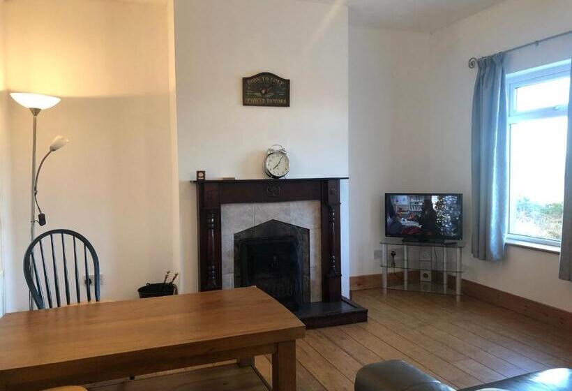 住宿加早餐  Four Seasons House