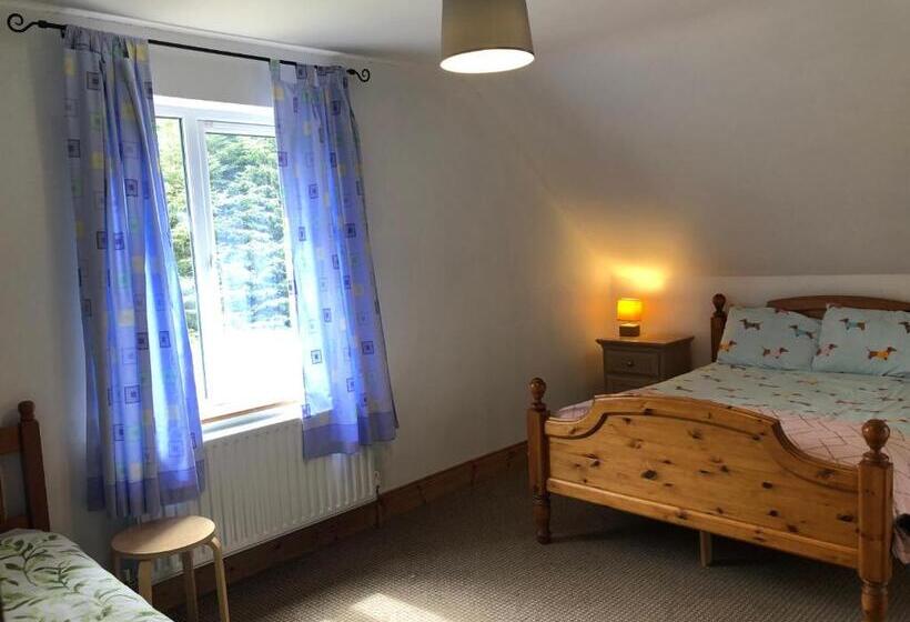 住宿加早餐  Four Seasons House