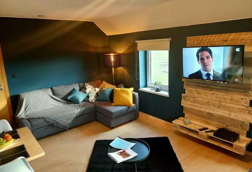 ベッドアンドブレックファースト La Chambre D En Haut