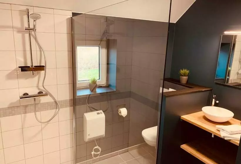 ベッドアンドブレックファースト La Chambre D En Haut