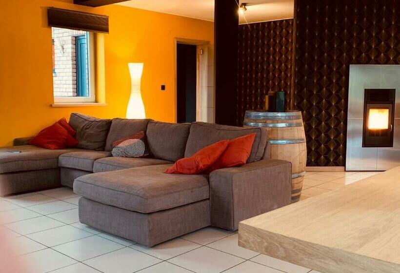 Bed and Breakfast La Chambre D En Haut