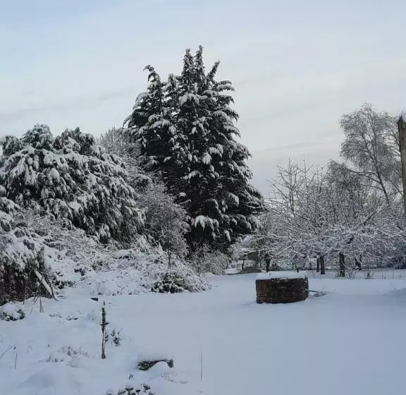 Aamiaismajoitus (B&B) La Grange Aux Dames