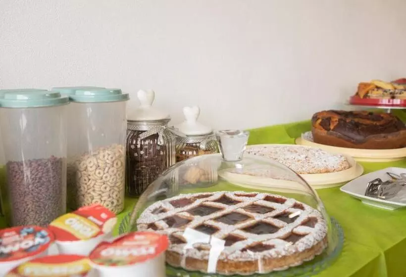 ベッドアンドブレックファースト Un Passo Dal Mare   Guest House