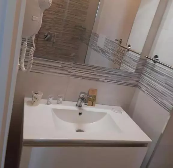 ベッドアンドブレックファースト Un Passo Dal Mare   Guest House