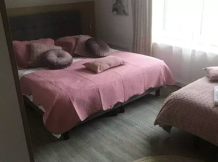 ベッドアンドブレックファースト Villa Sylvania