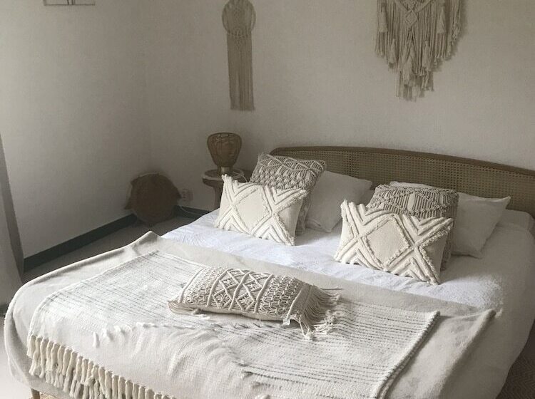 تختخواب و صبحانه Villa Sylvania