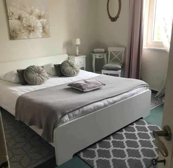 تختخواب و صبحانه Villa Sylvania