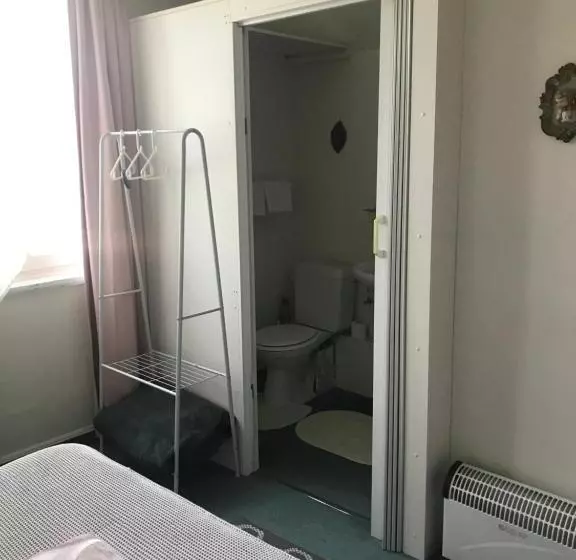 ベッドアンドブレックファースト Villa Sylvania