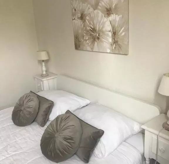 ベッドアンドブレックファースト Villa Sylvania