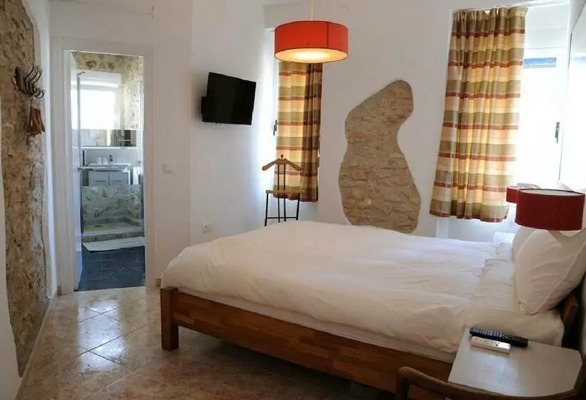 مُتل Pension Subirats Perello