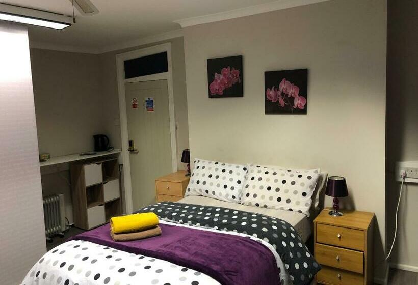 پانسیون Bright Apartments