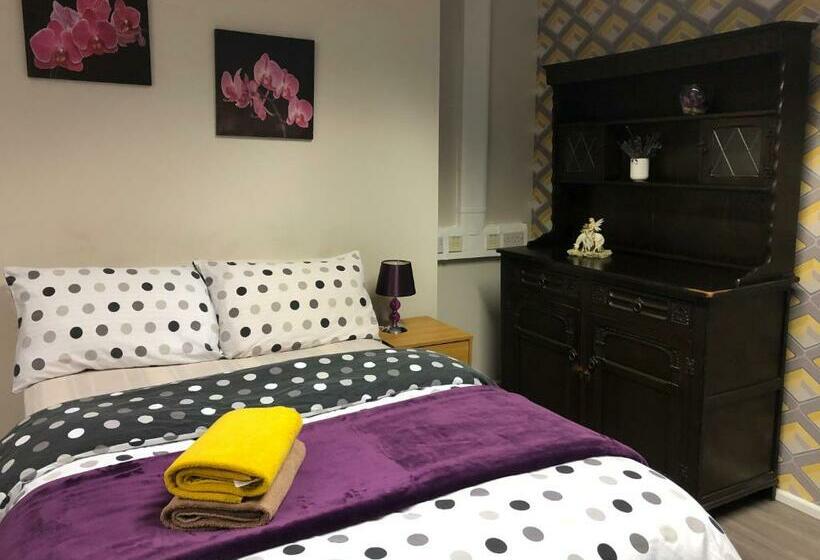 پانسیون Bright Apartments