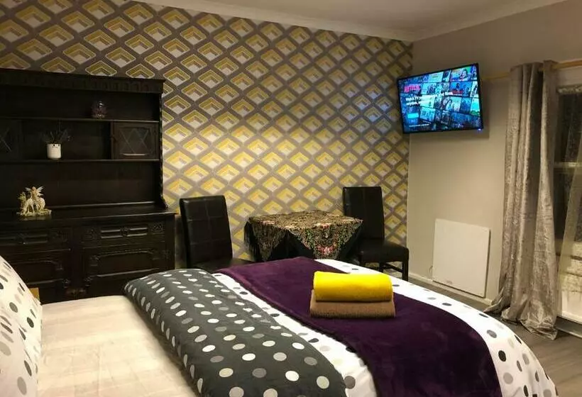 Majatalo Bright Apartments