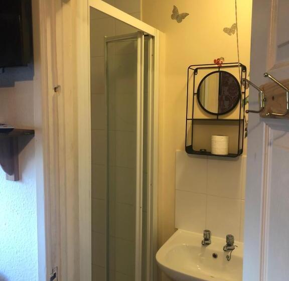 پانسیون Bright Apartments