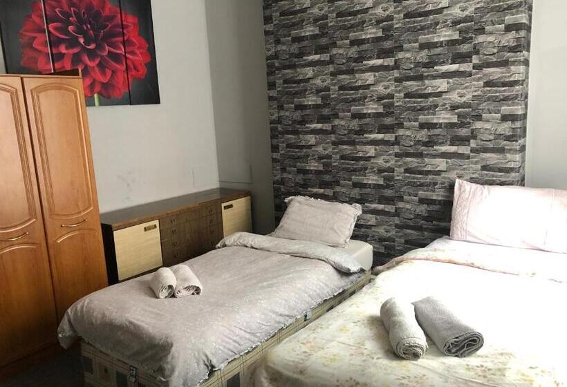 پانسیون Bright Apartments