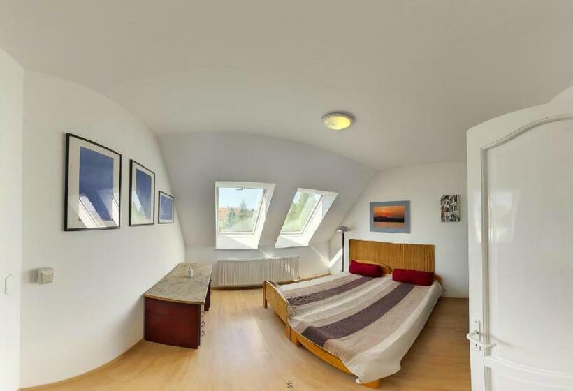 Pensionat Highway House