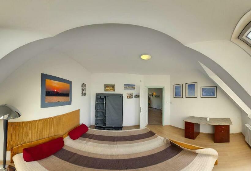 Pensionat Highway House