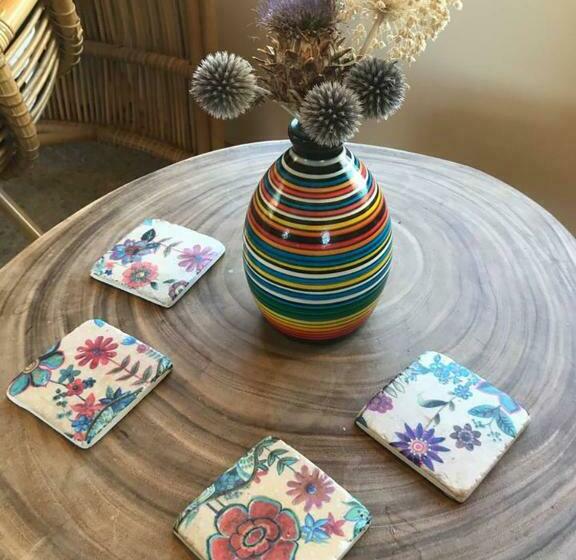 膳宿费 Riverside Retreat