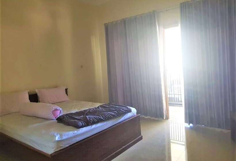 Wae Watu Hotel & Resort