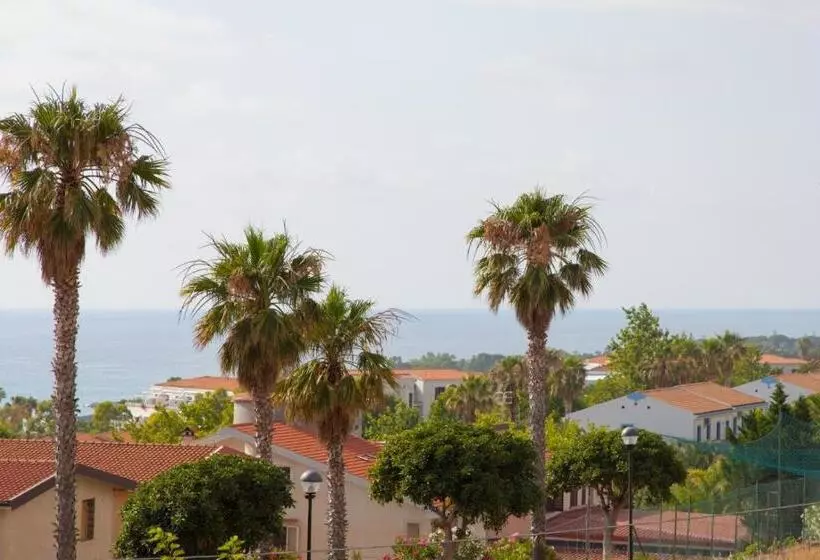 Aamiaismajoitus (B&B) Arco Fiorito