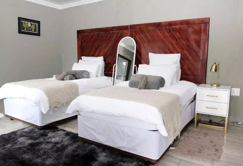 Aamiaismajoitus (B&B) Charis View Guest House