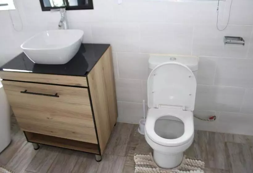 Aamiaismajoitus (B&B) Charis View Guest House