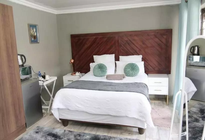 Aamiaismajoitus (B&B) Charis View Guest House