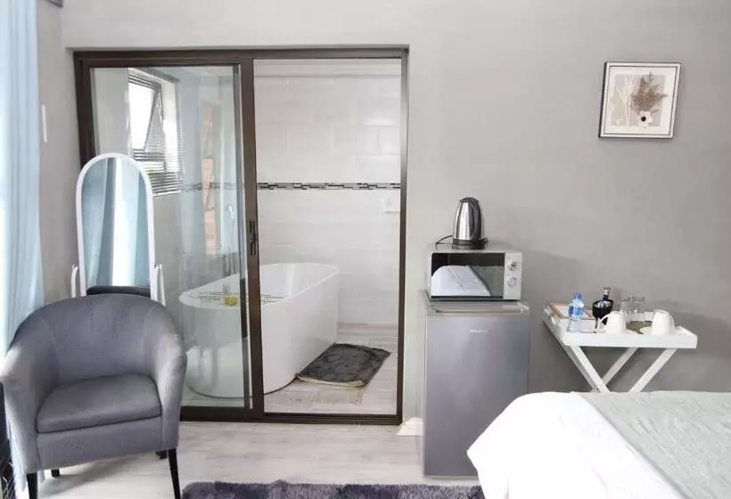 Aamiaismajoitus (B&B) Charis View Guest House