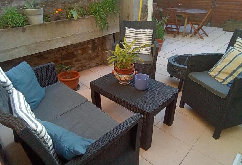 مبيت وإفطار La Chambre De La Boule D  Or