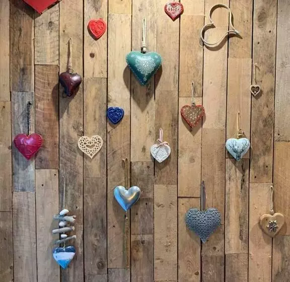 Aamiaismajoitus (B&B) Le Soleil Couchant/chambre D Hôtes