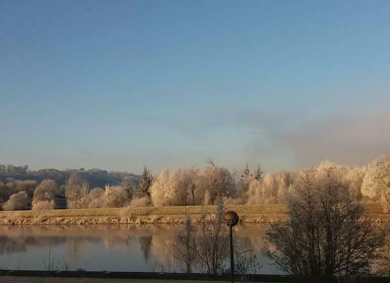 Aamiaismajoitus (B&B) Le Soleil Couchant/chambre D Hôtes