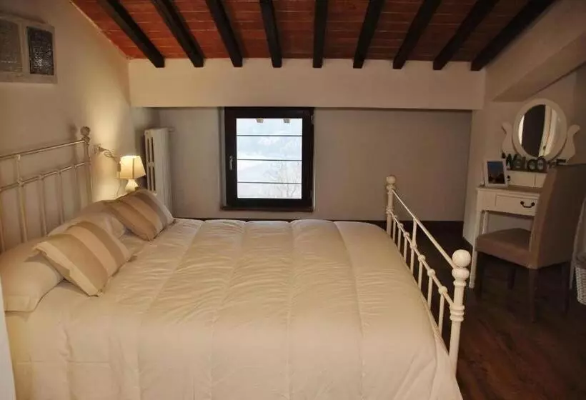 ベッドアンドブレックファースト La Maison Del Borgo