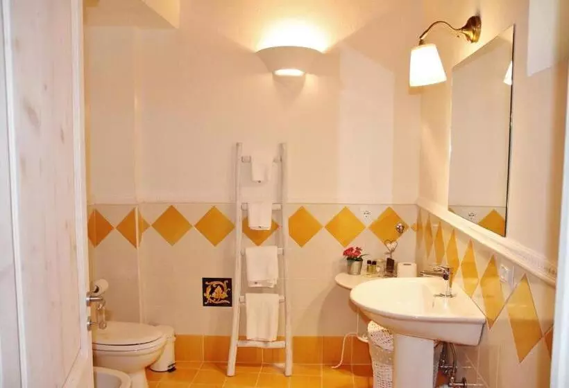 ベッドアンドブレックファースト La Maison Del Borgo