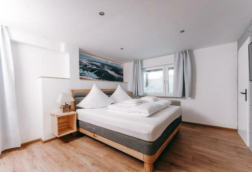 Black Forest Dream Apartments