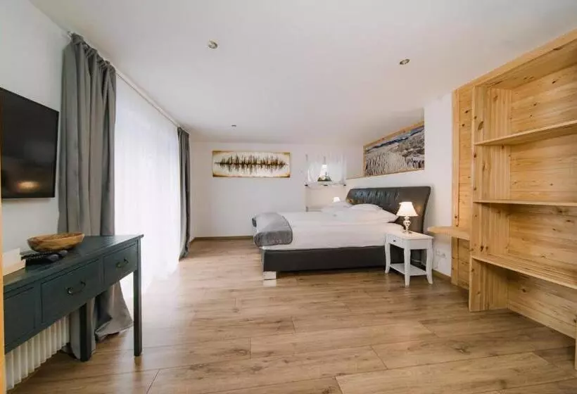 Black Forest Dream Apartments