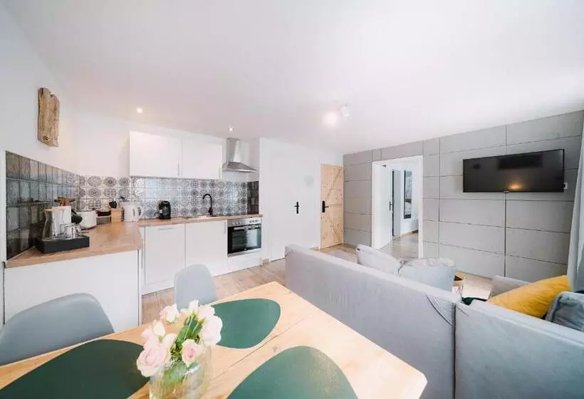 Black Forest Dream Apartments