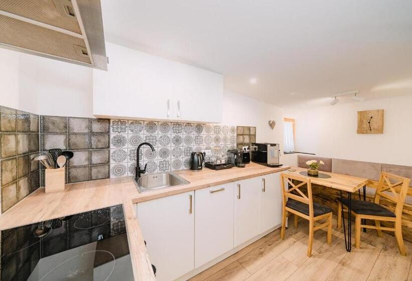 Black Forest Dream Apartments