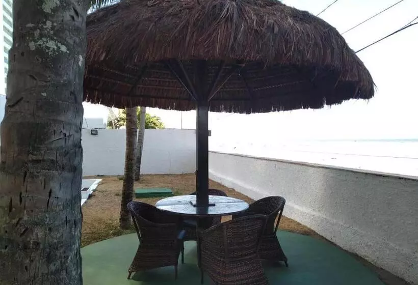 Flat Beira Mar, Olinda 4 Rodas 305