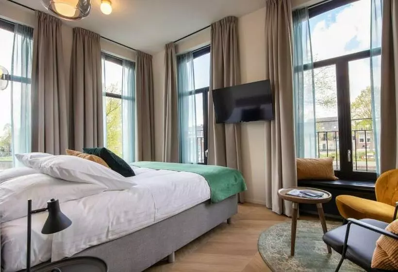 Hotelli Van Der Meer